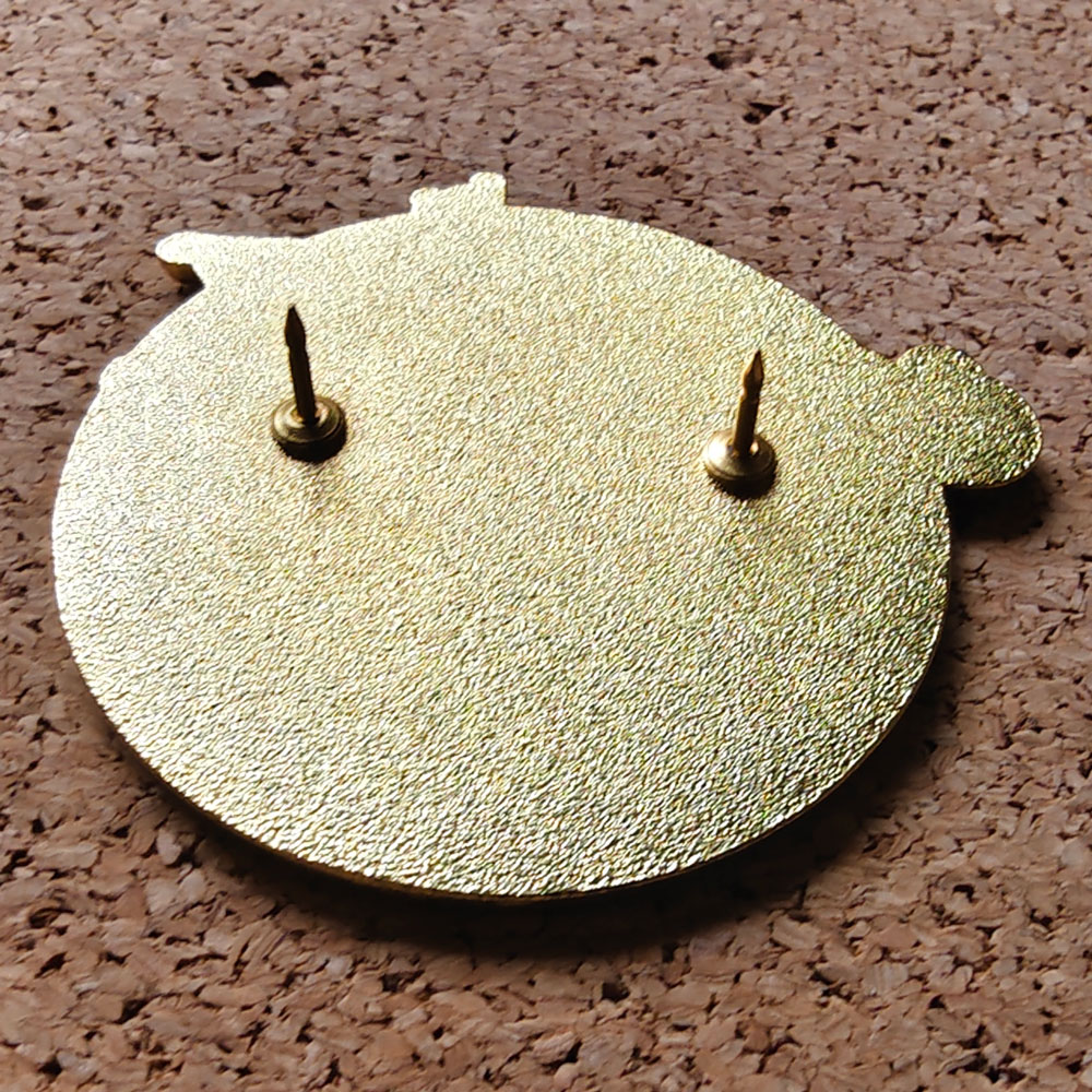 Hermoso broche de esmalte duro - Tuxedo Lapel Pin reseña y precio